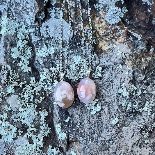 Flower Agate Necklace